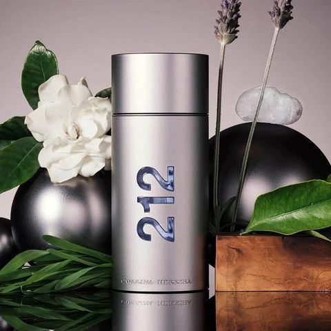Carolina Herrera CH 212 Eau De Toilette Men (Full Bottle)